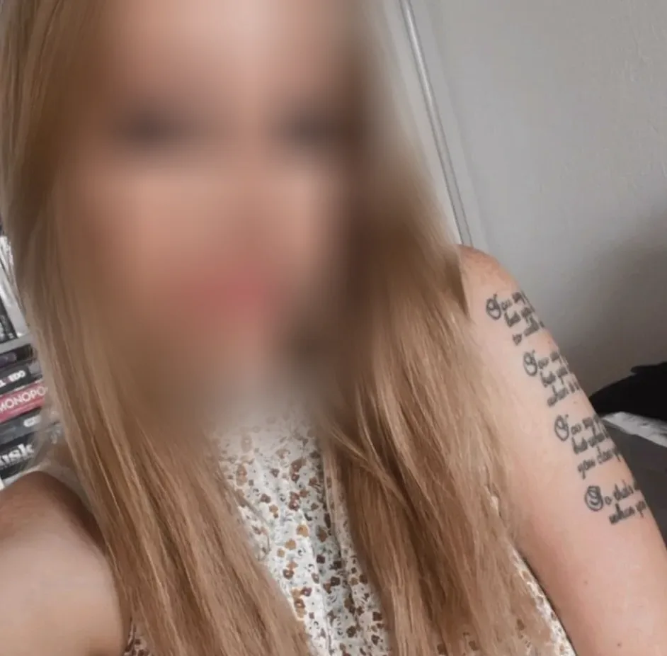 Chiara, 30
