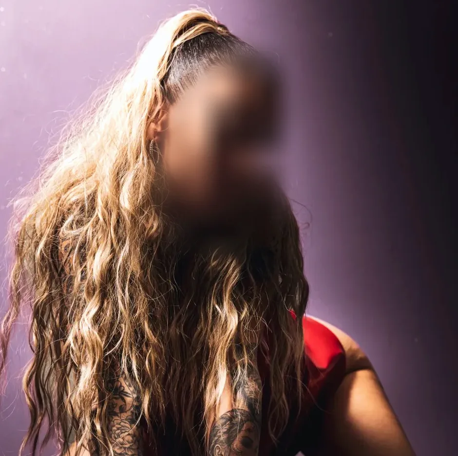 Daniela, 38