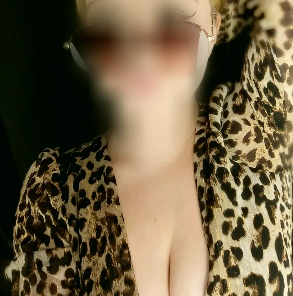 Dilara, 23