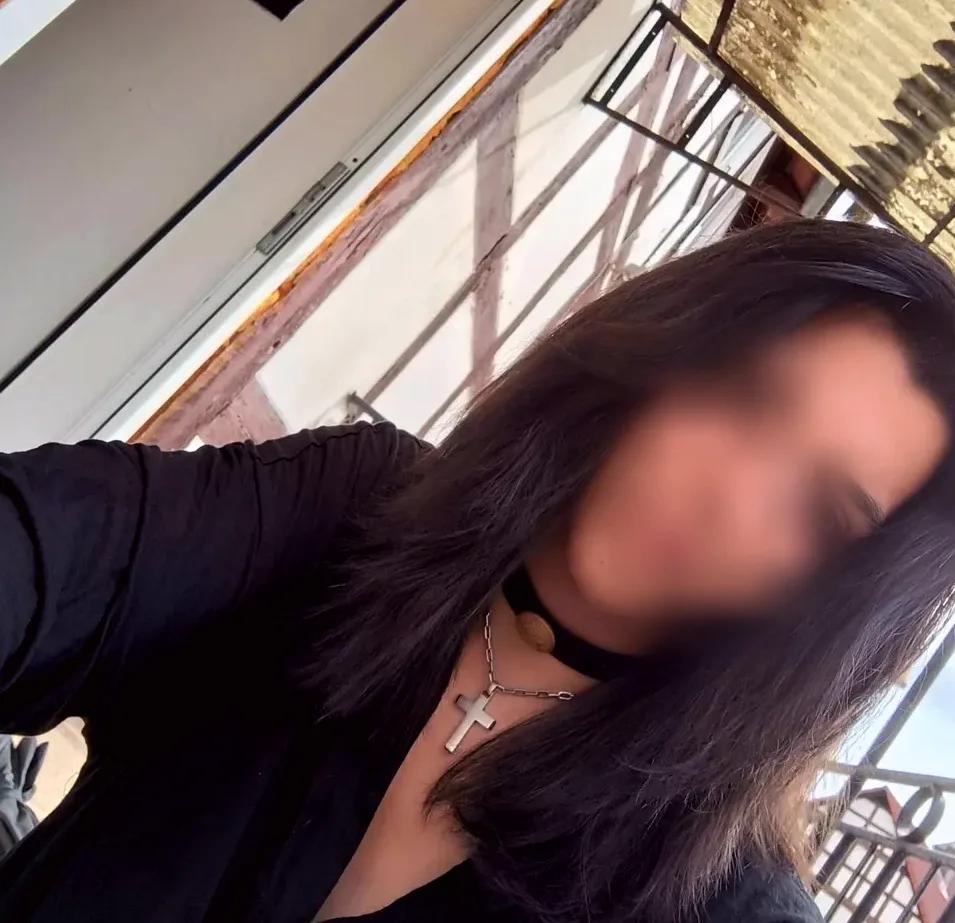 Rebecca, 28